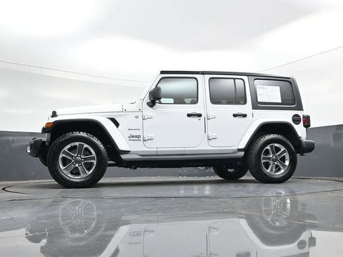 Used 2019 Jeep Wrangler Unlimited Sahara image 30