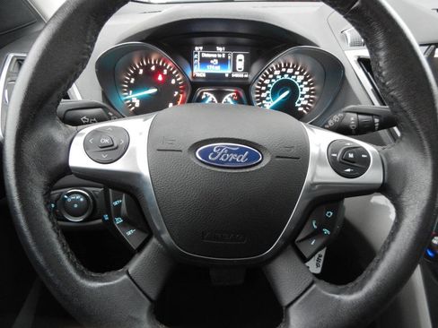 Used 2013 Ford Escape SEL image 39