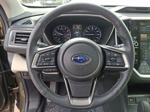 Used 2025 Subaru Ascent Limited image 20