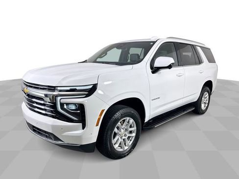 Used 2025 Chevrolet Tahoe LT AWD/4WD image 4
