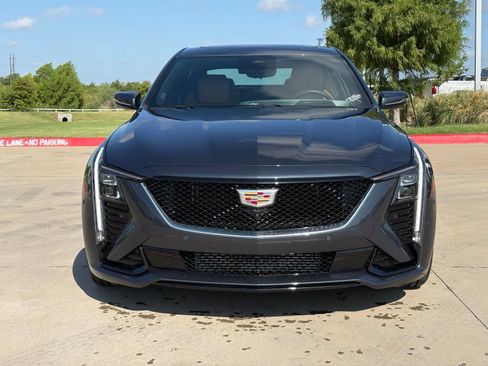 Used 2026 Cadillac CT5 Sport RWD image 2