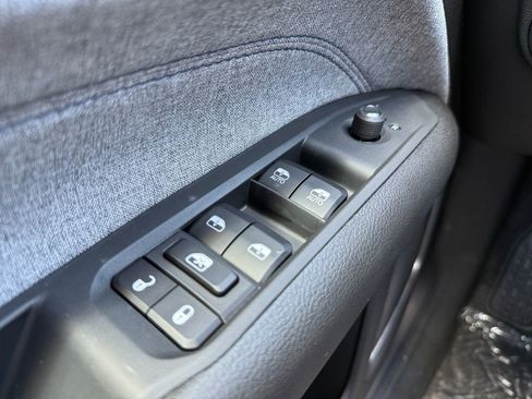 New 2025 Jeep Compass Latitude image 8