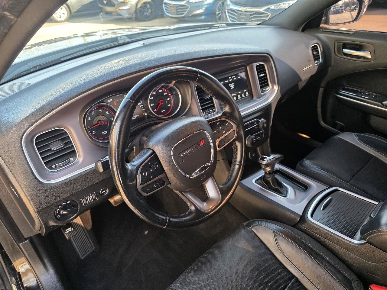 Used 2022 Dodge Charger SXT w/ Leather Interior Group RWD image 12
