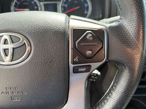Used 2019 Toyota 4Runner SR5 AWD/4WD image 24