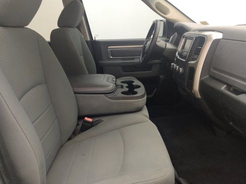 Used 2017 RAM 1500 Classic SLT RWD image 21
