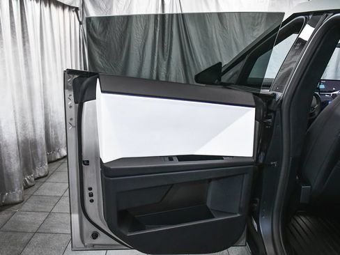 Used 2024 Tesla Cybertruck Cyberbeast AWD/4WD image 15