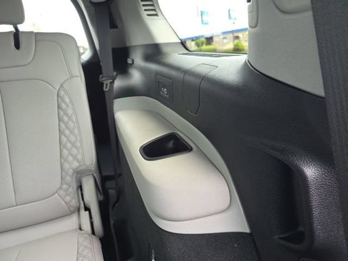 Used 2023 Jeep Grand Cherokee L Summit w/ Advanced Protech Group IV AWD/4WD image 42
