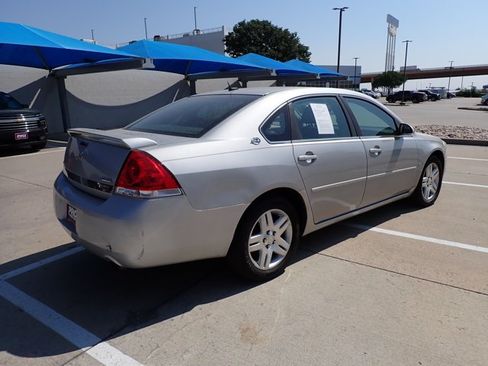 Used 2008 Chevrolet Impala LT FWD image 4