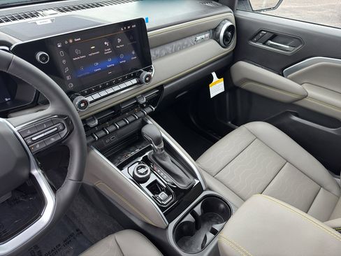 New 2026 Chevrolet Colorado ZR2 w/ Technology Package image 16