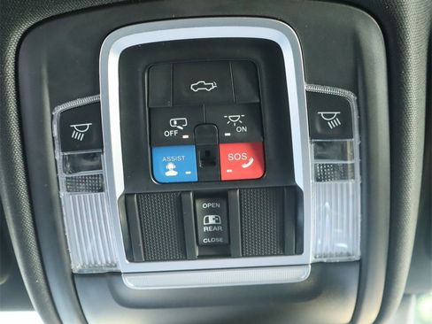 Used 2023 RAM 1500 Laramie image 17