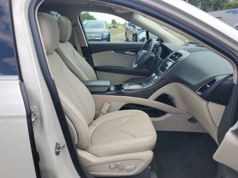 Certified 2020 Lincoln Nautilus Reserve AWD/4WD image 9