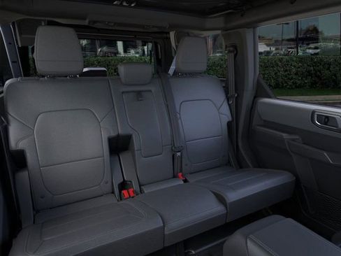 New 2025 Ford Bronco Big Bend w/ Black Diamond Package image 10