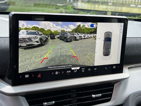 New 2026 Ford Explorer Active AWD/4WD image 19