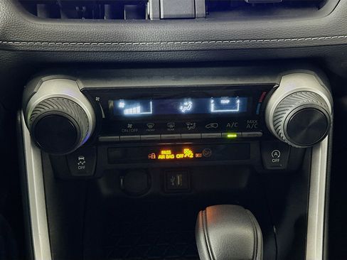 Used 2024 Toyota RAV4 LE image 24