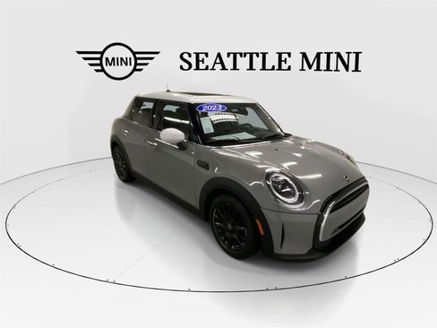 Certified 2023 MINI Cooper 4-Door Hardtop image 2
