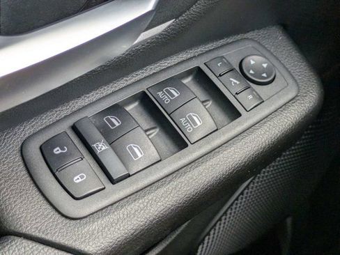 Used 2022 RAM 1500 Big Horn RWD image 22