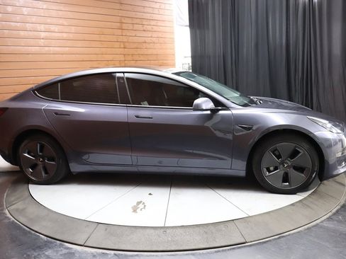 Used 2021 Tesla Model 3 Standard Range Plus RWD image 14
