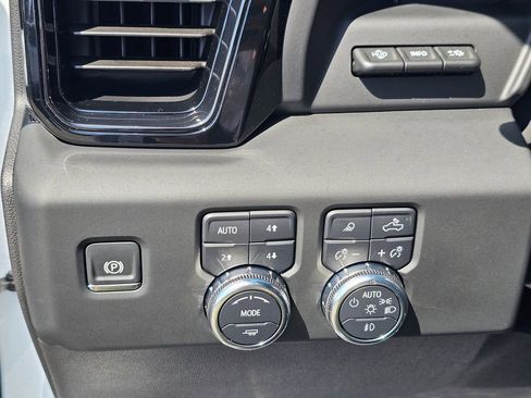 Used 2024 GMC Sierra 1500 AT4X w/ AT4X AEV Edition AWD/4WD image 27