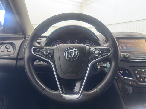 Used 2017 Buick Regal Sport Touring FWD image 19