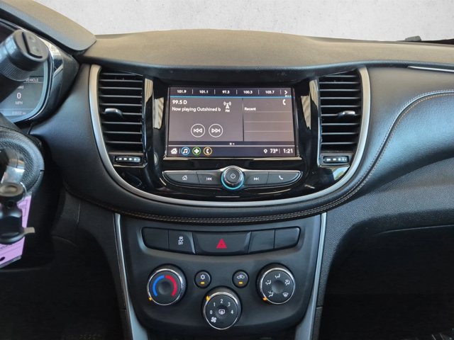 Used 2018 Chevrolet Trax LT FWD image 15