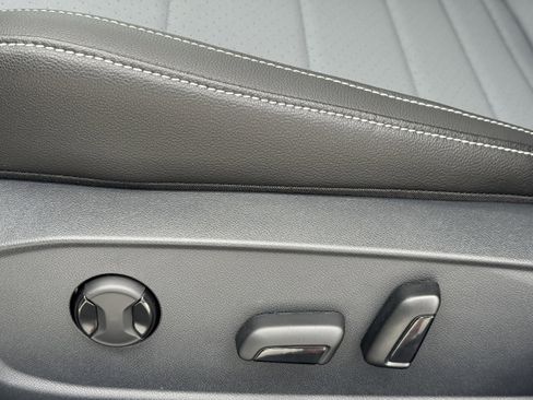 New 2025 Volkswagen Jetta SE image 19