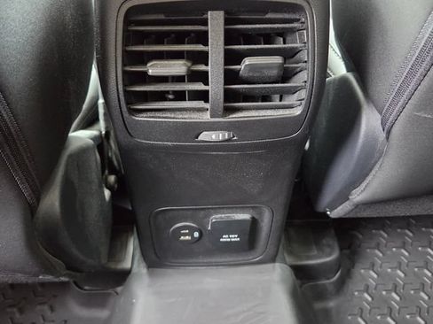 Used 2021 Ford Bronco Sport Badlands AWD/4WD image 17