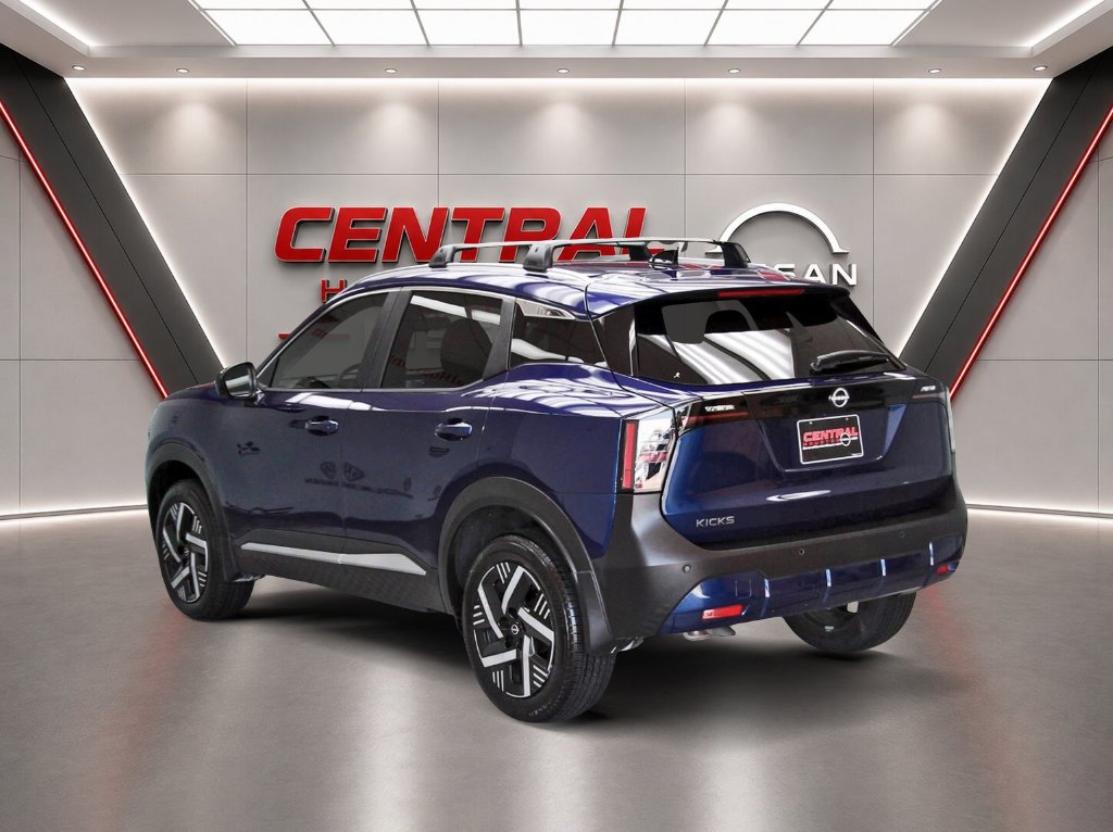 Used 2026 Nissan Kicks SV w/ SV Premium Package FWD image 3
