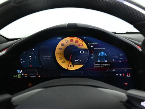 Used 2024 Ferrari Roma Spider image 15