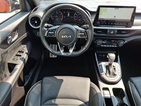 Used 2023 Kia Forte GT-Line w/ GT-Line Premium Package FWD image 11