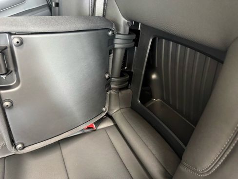 New 2026 GMC Sierra 1500 SLT w/ SLT Premium Plus Package image 11