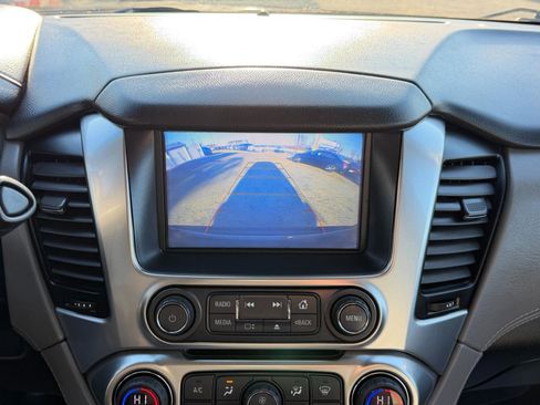 Used 2020 Chevrolet Suburban LT image 65