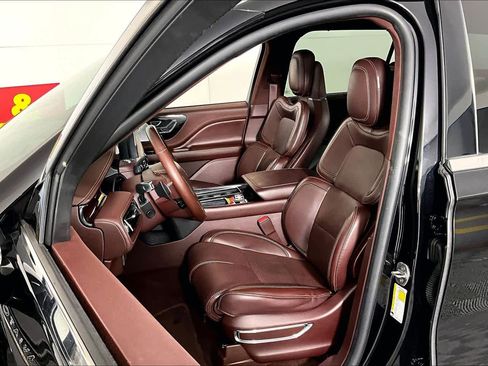 Used 2020 Lincoln Aviator Black Label w/ Dynamic Handling Package image 7