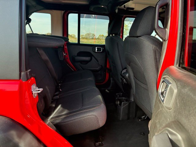 Used 2025 Jeep Wrangler Unlimited Sport w/ Convenience Group AWD/4WD image 10