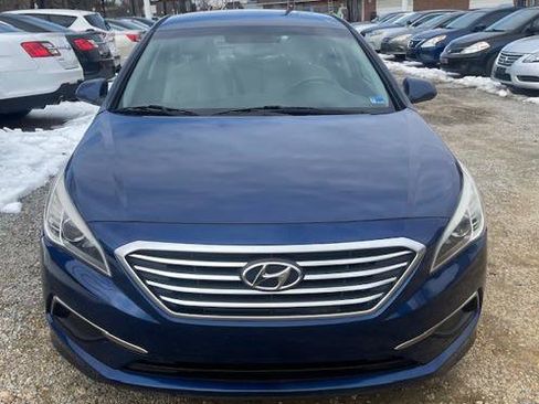 Used 2016 Hyundai Sonata SE image 3