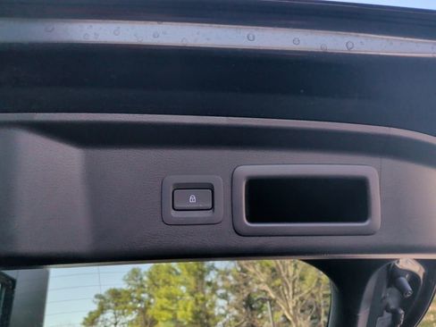 Used 2025 MAZDA CX-30 AWD 2.5 S w/ Preferred Package image 10