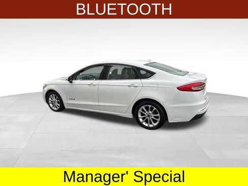 Used 2019 Ford Fusion SE image 4