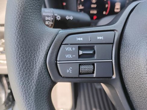 New 2025 Honda Accord SE image 18