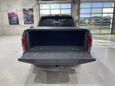 Used 2017 Ford F150 Lariat image 7