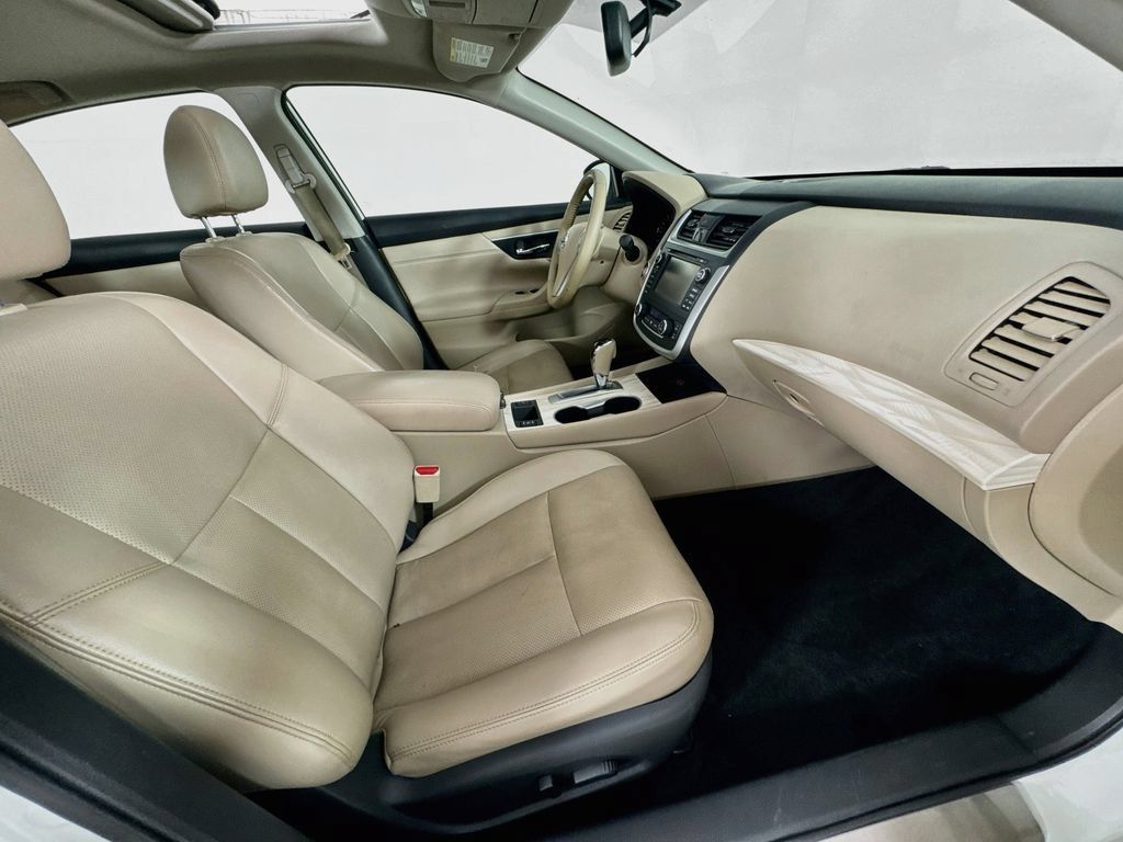 Used 2017 Nissan Altima 2.5 SL w/ 2.5 Technology Package FWD image 36