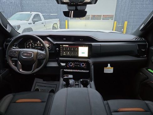 New 2026 GMC Sierra 1500 AT4 w/ Technology Package image 3