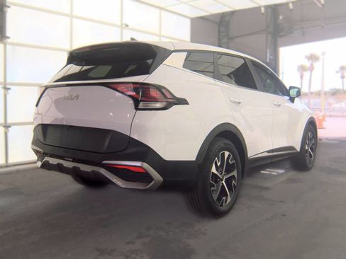 Used 2023 Kia Sportage EX FWD image 2