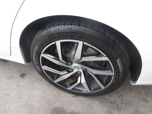 Used 2020 Volvo S60 T6 Momentum w/ Protection Package AWD/4WD image 12