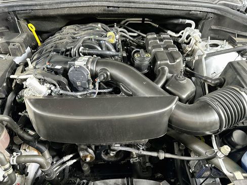 Used 2025 Dodge Durango GT RWD image 33
