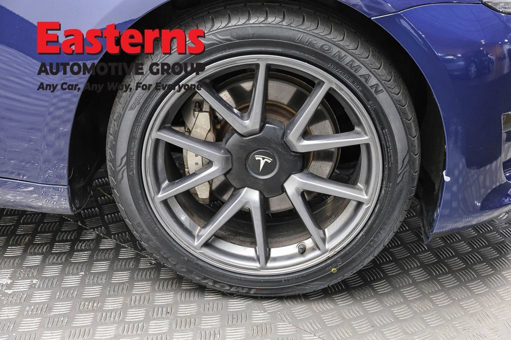 Used 2023 Tesla Model 3 Standard Range RWD image 27