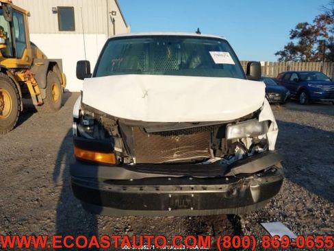 Used 2020 Chevrolet Express 2500 image 8