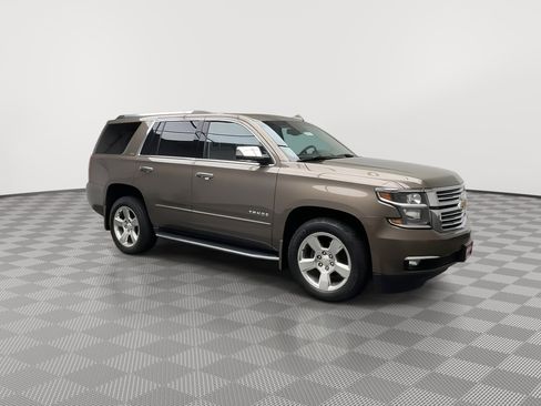 Used 2015 Chevrolet Tahoe LTZ AWD/4WD image 45