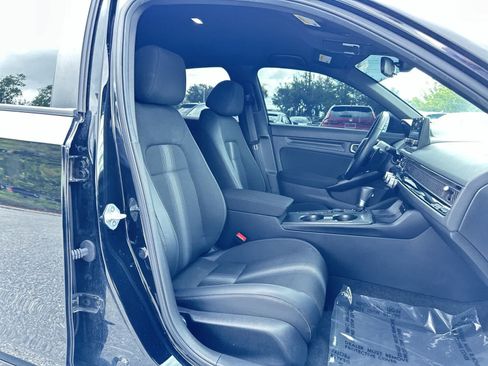 Used 2025 Honda Civic Sport image 17