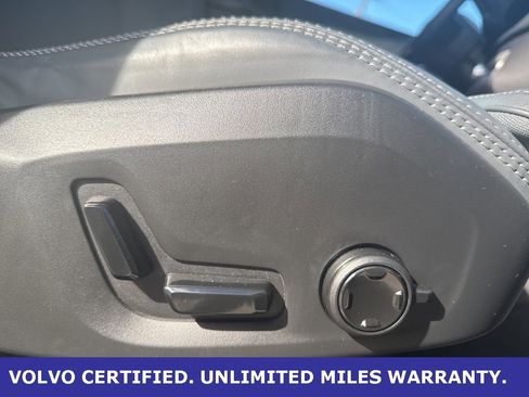 Certified 2024 Volvo XC90 B6 Ultimate image 11