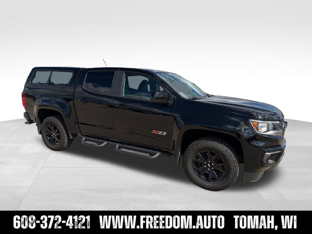 Used 2021 Chevrolet Colorado Z71 w/ Z71 Midnight Edition AWD/4WD image 10