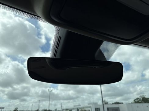 Used 2025 RAM 1500 Laramie w/ Laramie Southwest Edition image 22